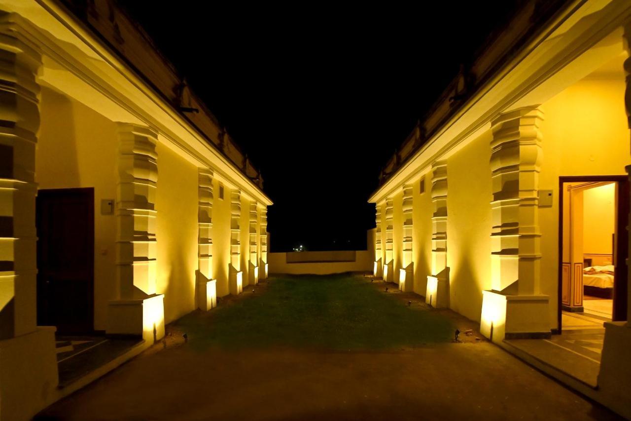 Aaram Baagh Maheshwar Hotel Exterior photo