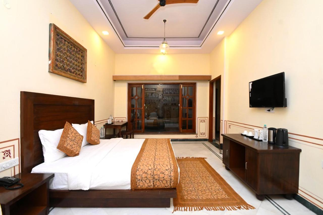 Aaram Baagh Maheshwar Hotel Exterior photo